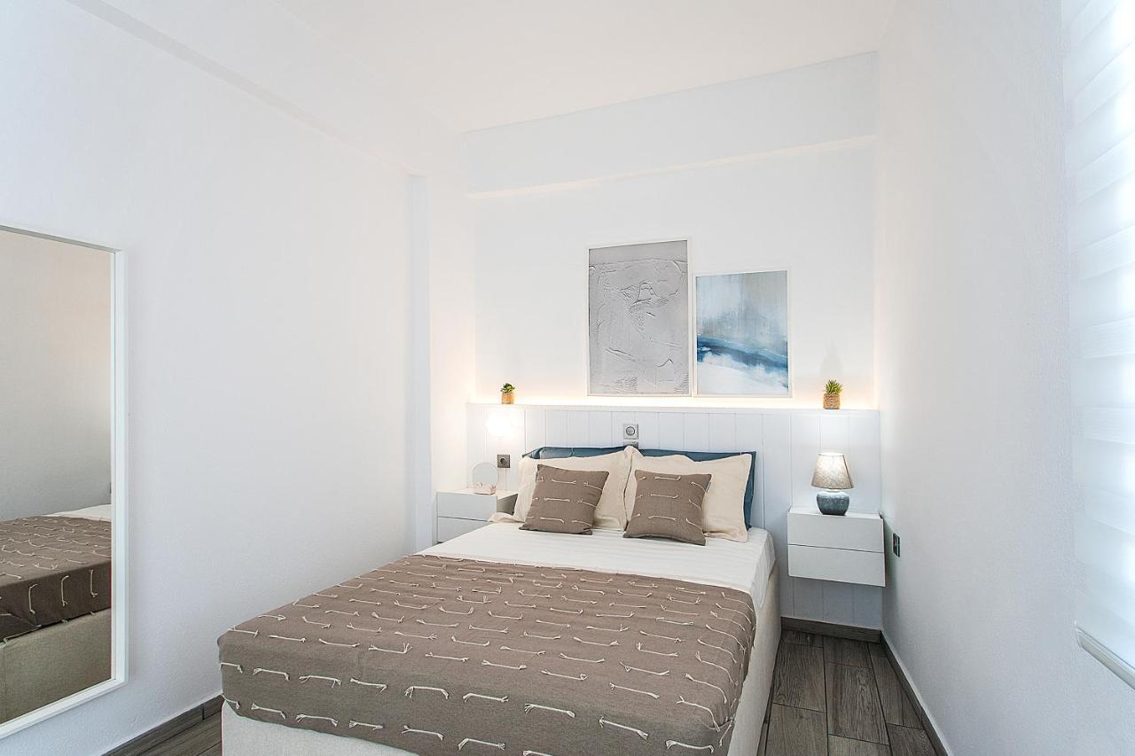 Capolavoro, Boutique Apartment With Unique Rooftop Skiathos Town Ngoại thất bức ảnh