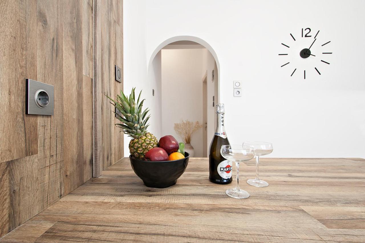 Capolavoro, Boutique Apartment With Unique Rooftop Skiathos Town Ngoại thất bức ảnh