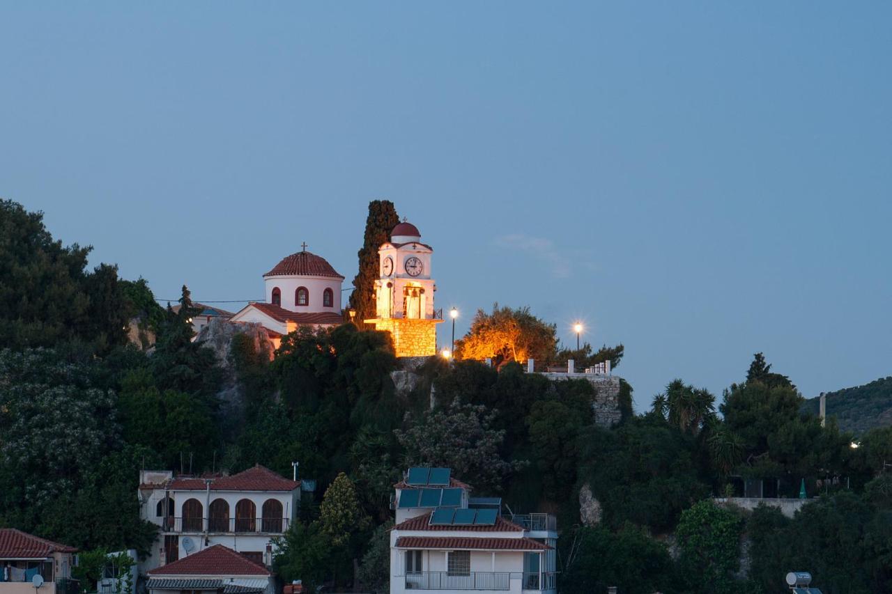 Capolavoro, Boutique Apartment With Unique Rooftop Skiathos Town Ngoại thất bức ảnh