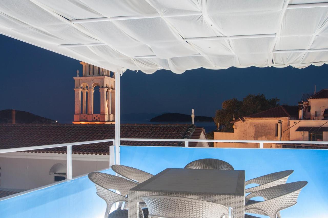 Capolavoro, Boutique Apartment With Unique Rooftop Skiathos Town Ngoại thất bức ảnh