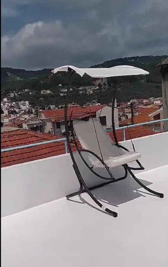 Capolavoro, Boutique Apartment With Unique Rooftop Skiathos Town Ngoại thất bức ảnh